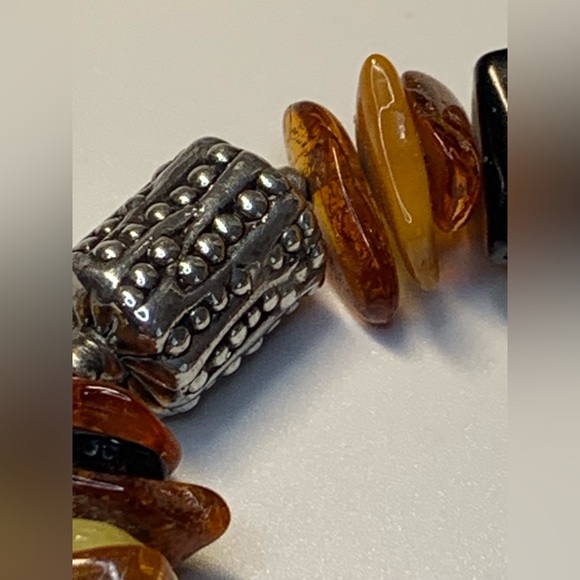 Silpada RARE HTF Sterling Silver & Honey Baltic Amber Chip Toggle Clasp Bracelet - Picture 12 of 16